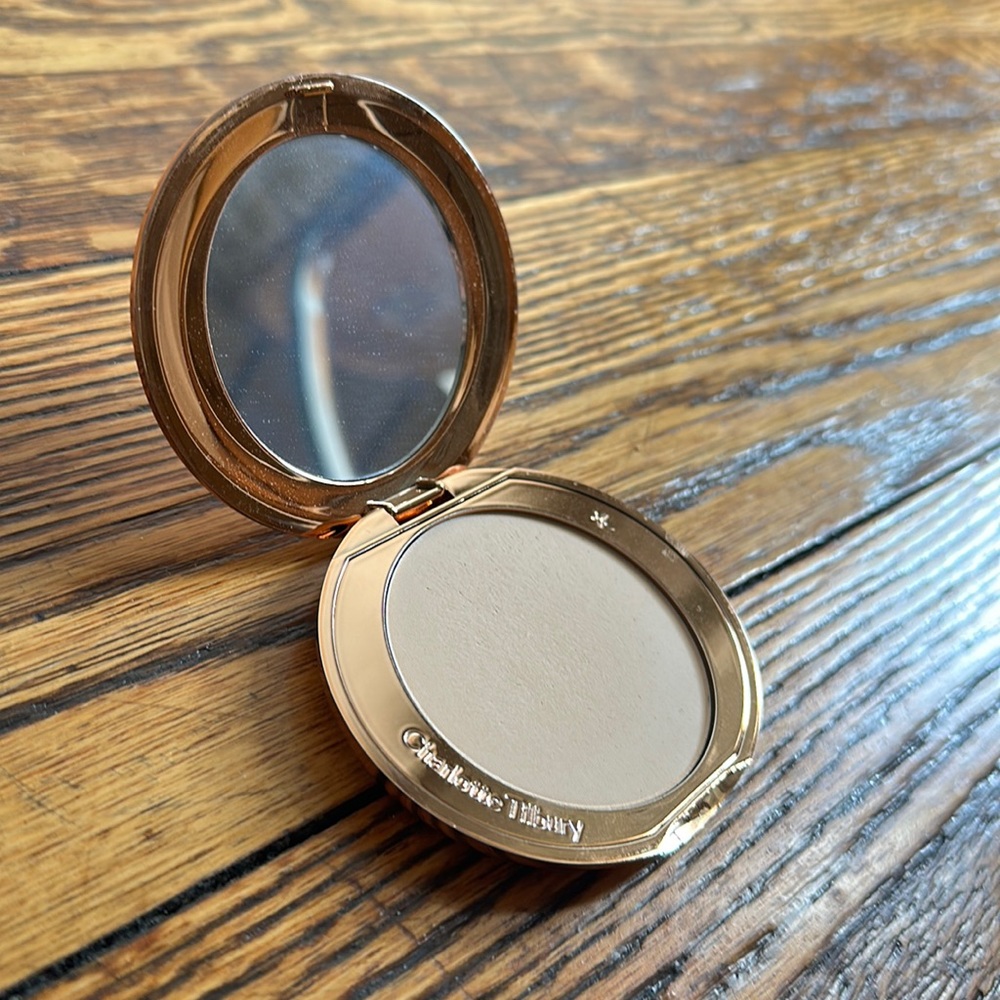 Charlotte Tilbury Airbrush Flawless Finish - Medium 2
